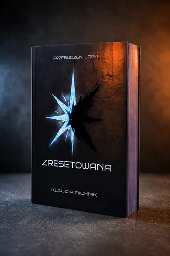 Książka z barwionymi brzegami